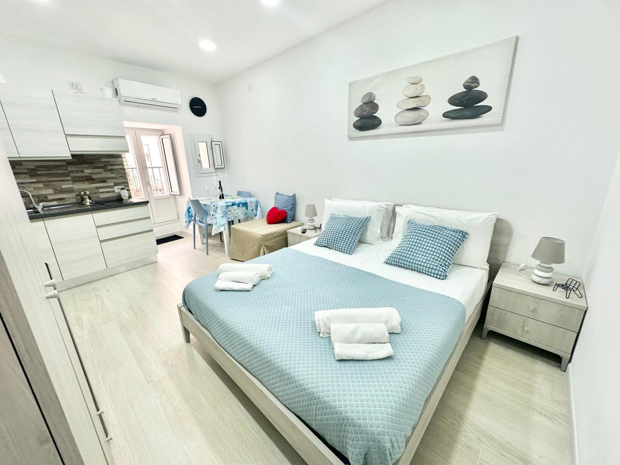 Ale & Andry House Apartment Чефалу Екстериор снимка