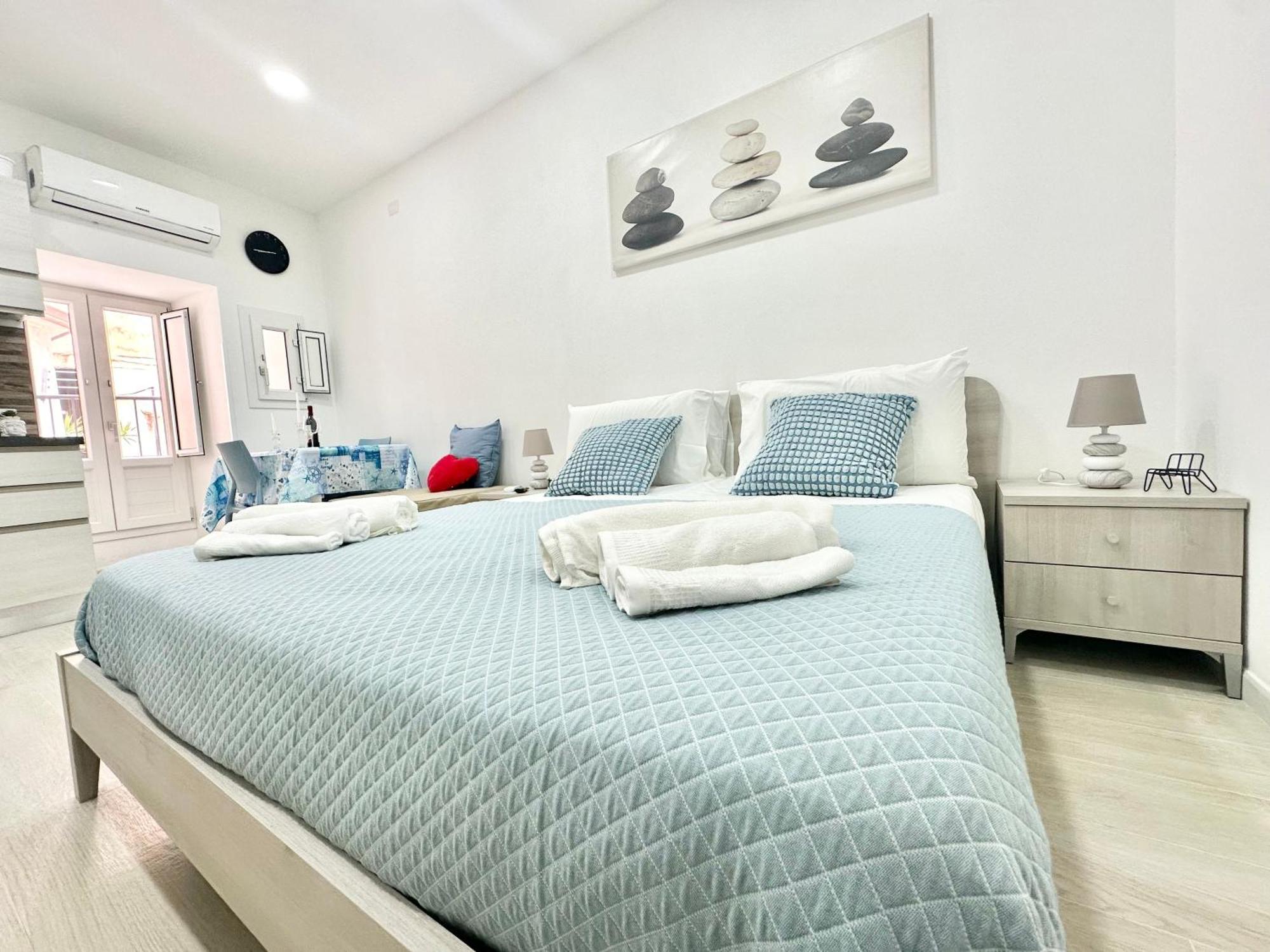 Ale & Andry House Apartment Чефалу Екстериор снимка